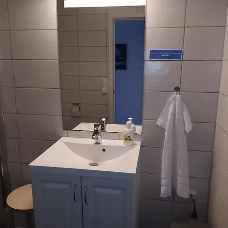 Guest house Fish Factory -the Real Lofoten Experience Ballstad
