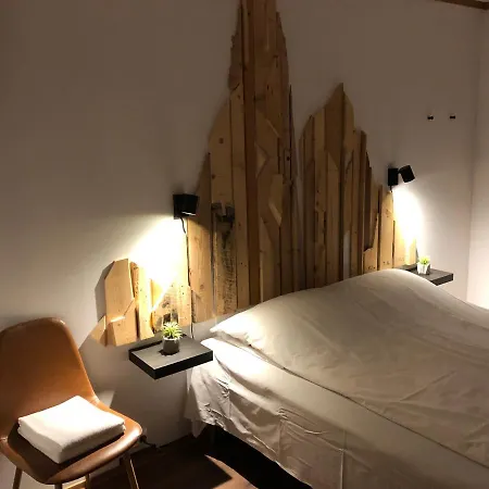 Guest house Fish Factory -the Real Lofoten Experience *
